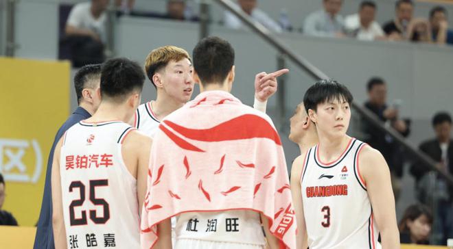 李明：青训成材率低但有球探训练师等岗位选择 从业者多才有希望_1